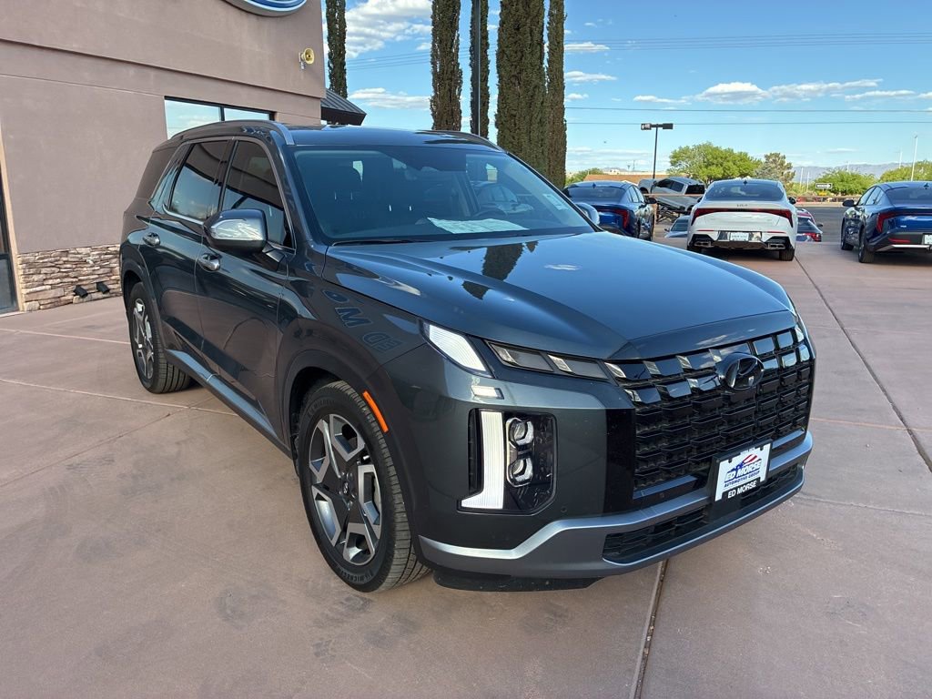 Used 2023 Hyundai Palisade Limited FWD image 10