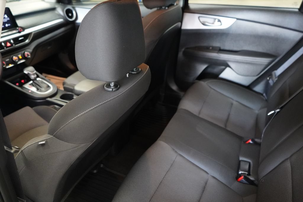 Used 2024 Kia Forte LXS w/ LXS Technology Package FWD image 27