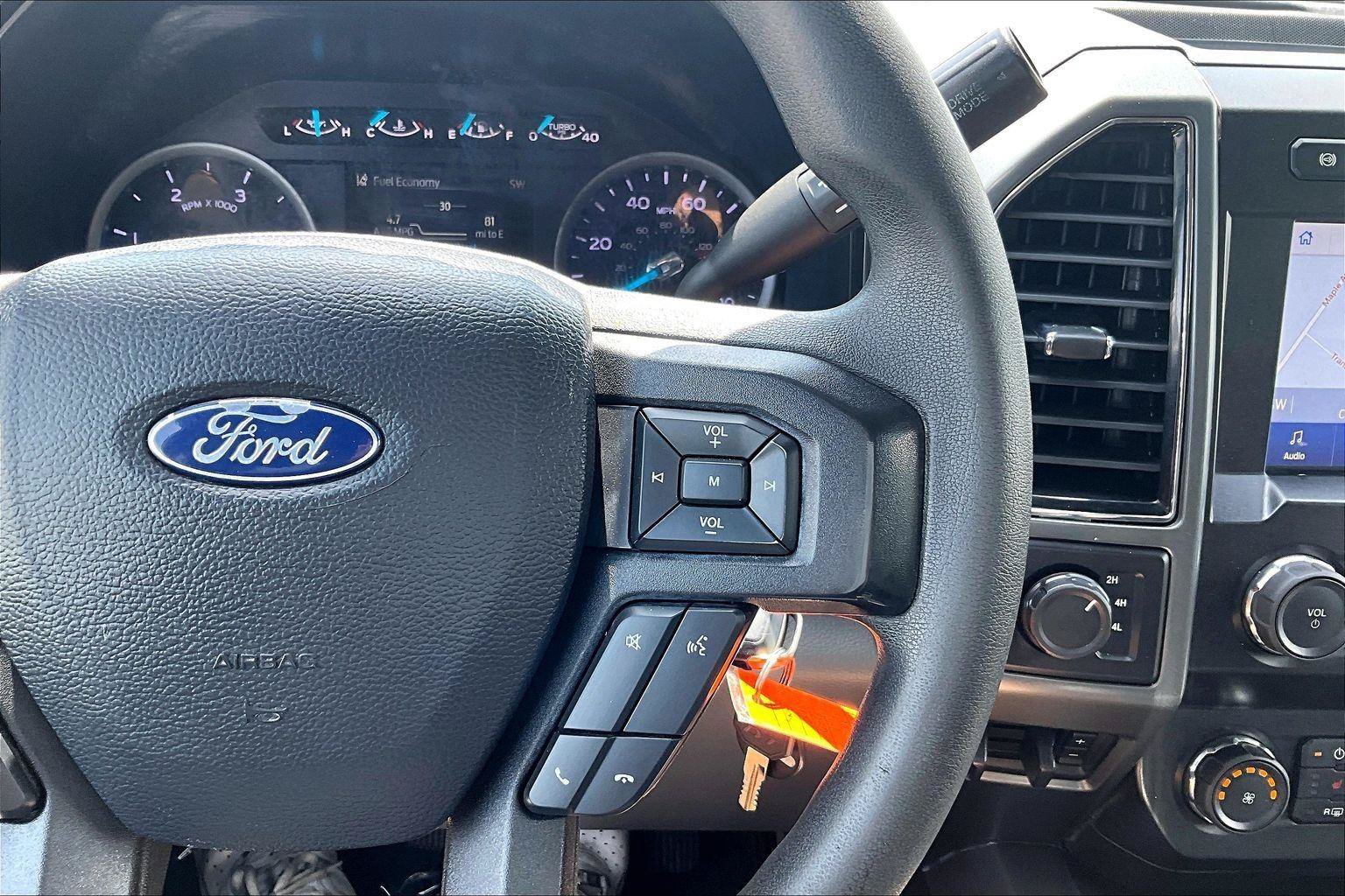 Certified 2020 Ford F250 XLT w/ XLT Premium Package AWD/4WD image 20