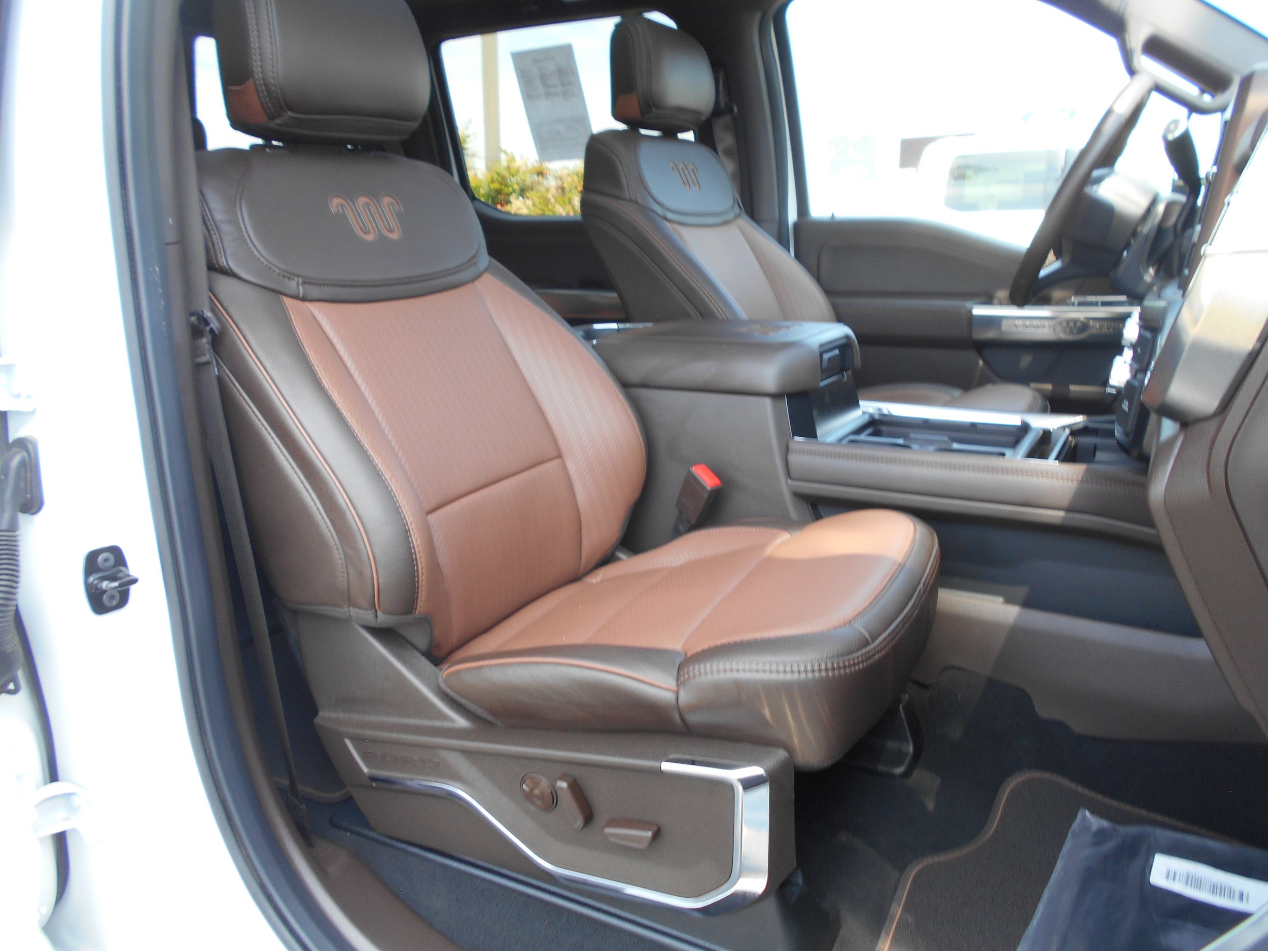 Certified 2026 Ford F350 King Ranch AWD/4WD image 14