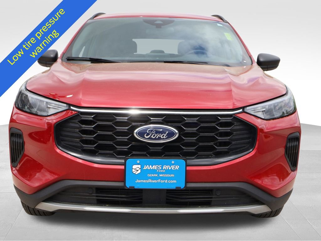 Certified 2025 Ford Escape ST-Line AWD/4WD image 8