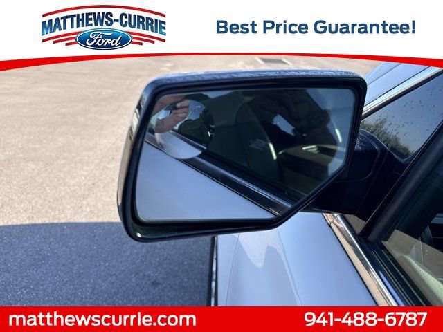 Used 2019 Chevrolet Suburban LT image 8