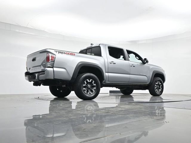 Used 2023 Toyota Tacoma TRD Off-Road w/ Technology Package AWD/4WD image 30