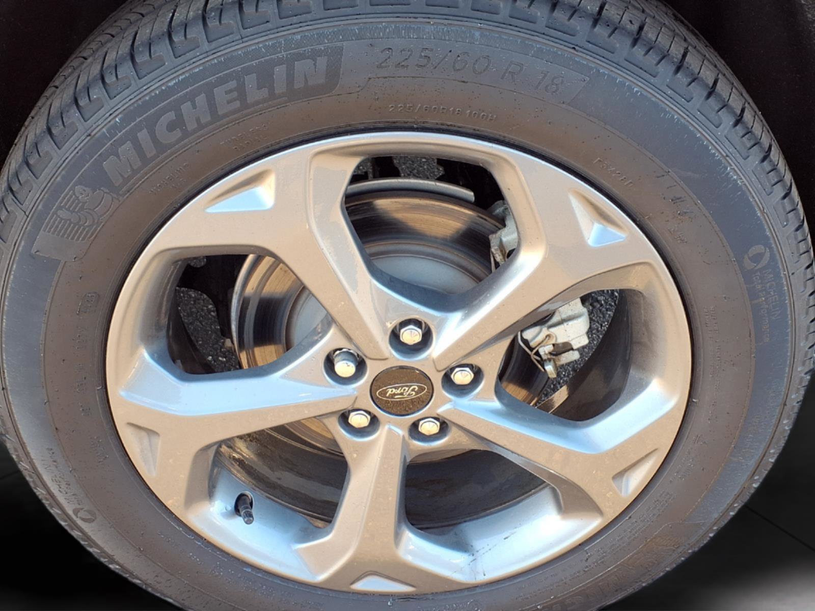 Certified 2024 Ford Escape ST-Line w/ Tech Pack #1 AWD/4WD image 8