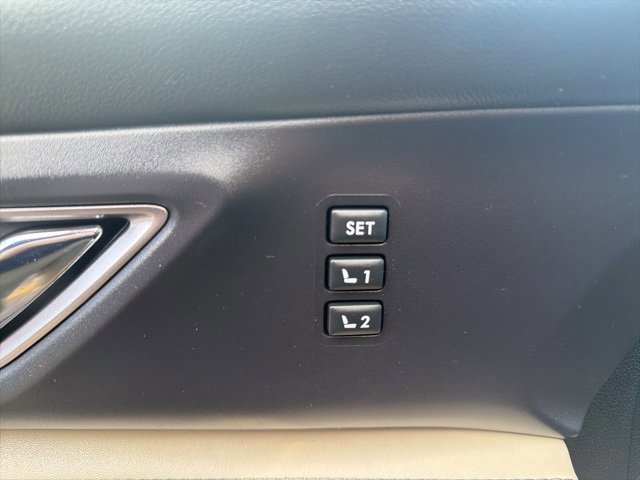 Used 2019 Subaru Ascent Limited w/ Popular Package #3 image 11