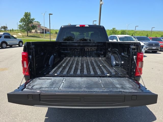 Certified 2022 Ford F150 XLT w/ Trailer Tow Package AWD/4WD image 16