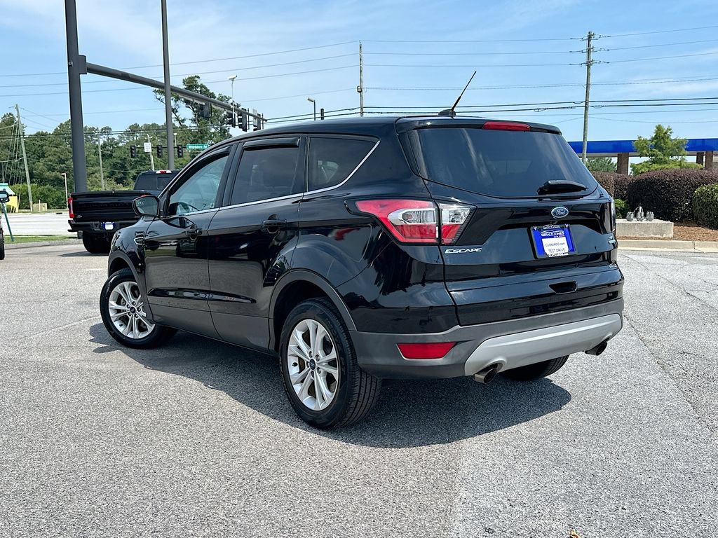Certified 2017 Ford Escape SE FWD image 6