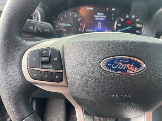 Certified 2024 Ford Explorer XLT w/ Equipment Group 202A image 20