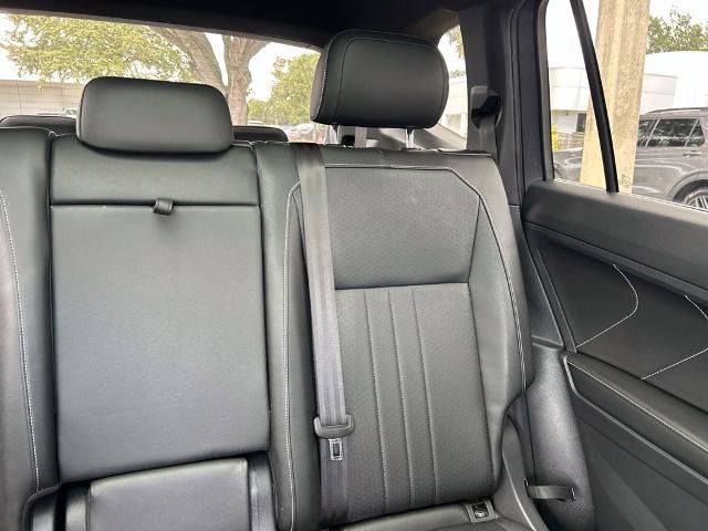 Used 2023 Volkswagen Tiguan SE R-Line FWD image 14