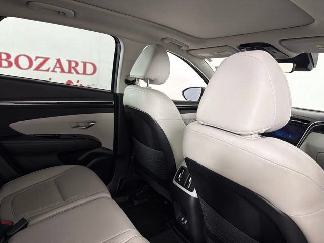 Used 2023 Hyundai Tucson Limited w/ Winter Package FWD image 19