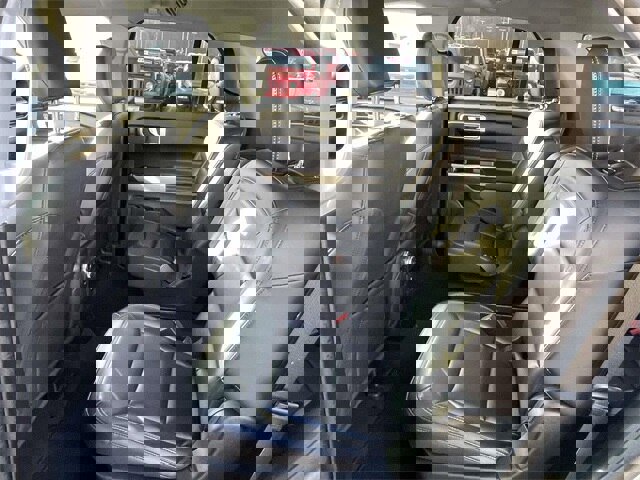 Certified 2022 Ford Explorer XLT w/ Equipment Group 202A image 15