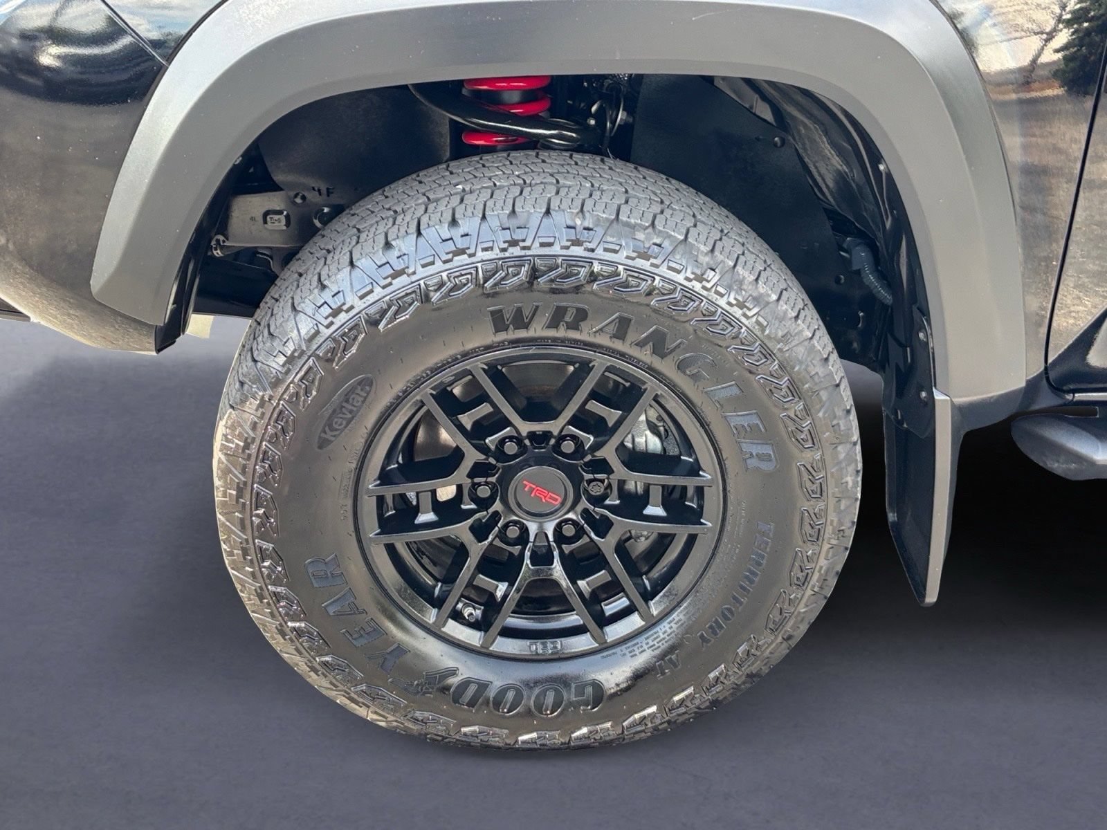 Used 2020 Toyota Tacoma TRD Pro AWD/4WD image 9