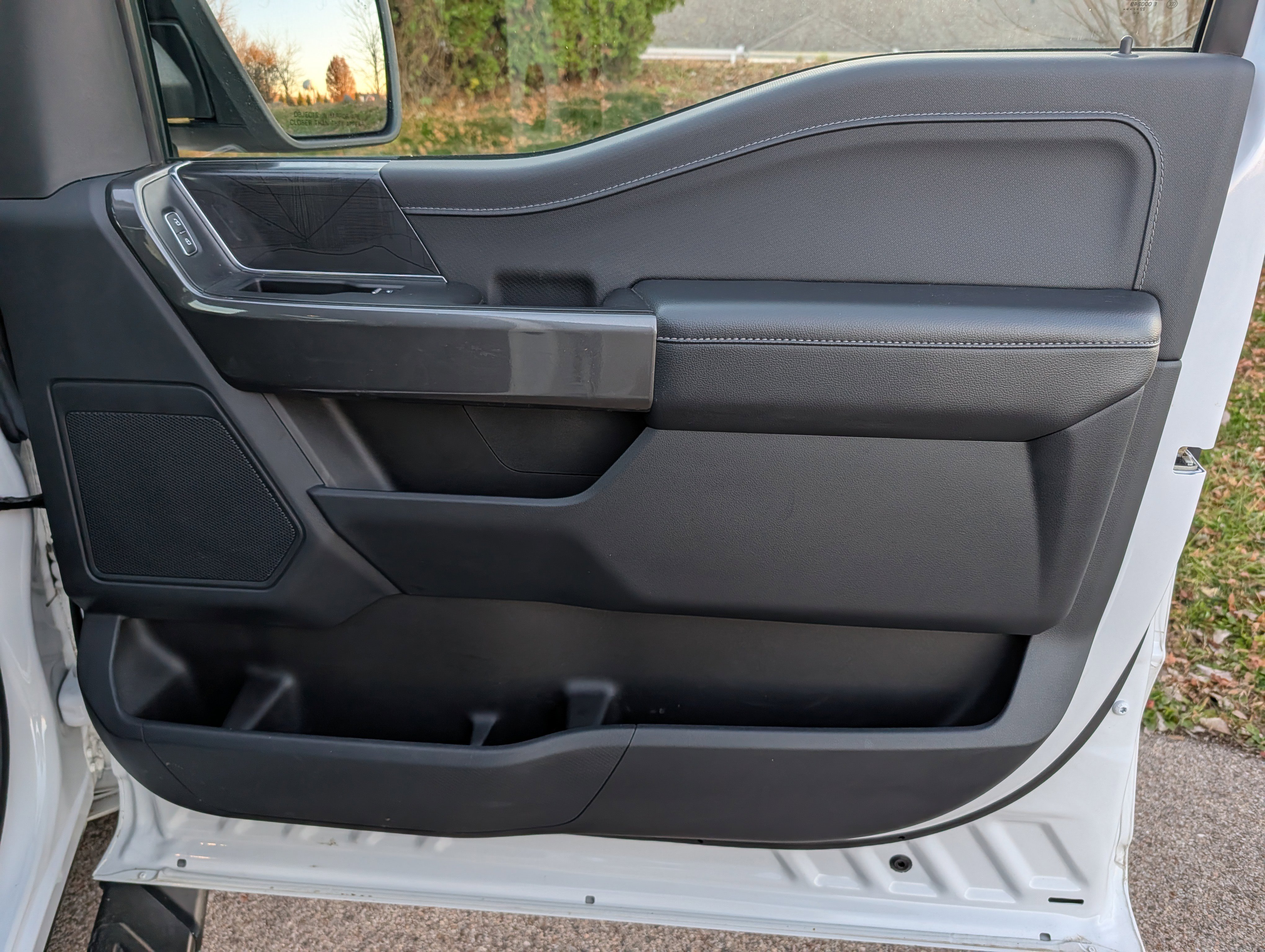 Certified 2022 Ford F150 XLT w/ Equipment Group 302A High image 34