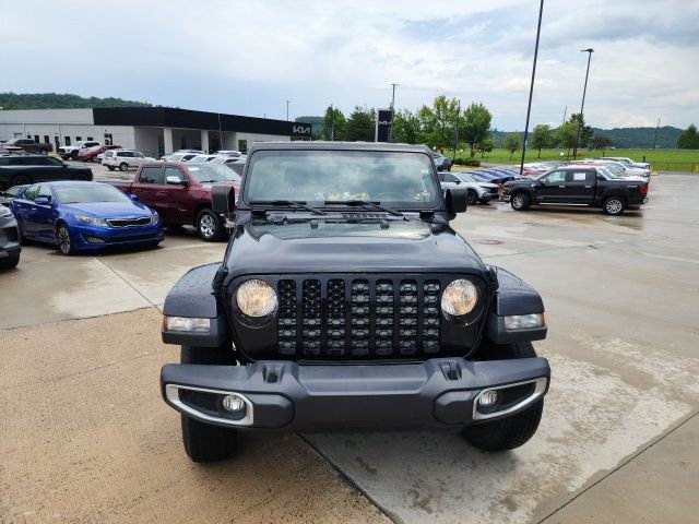 Used 2022 Jeep Gladiator Sport AWD/4WD video 2