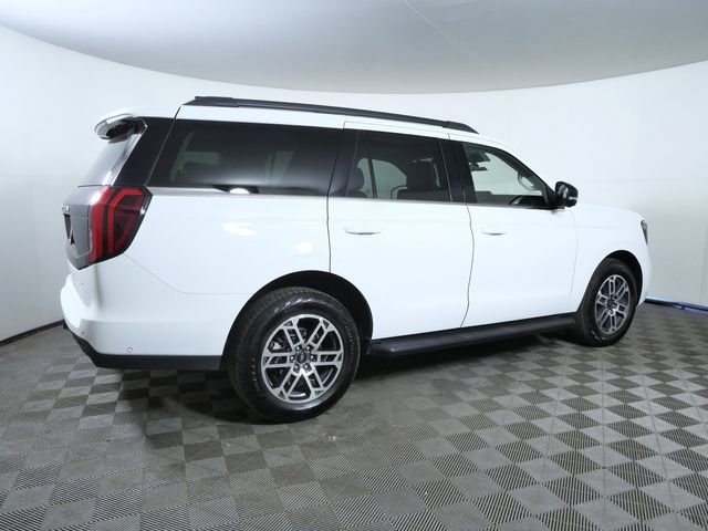 Certified 2025 Ford Expedition Active AWD/4WD image 9