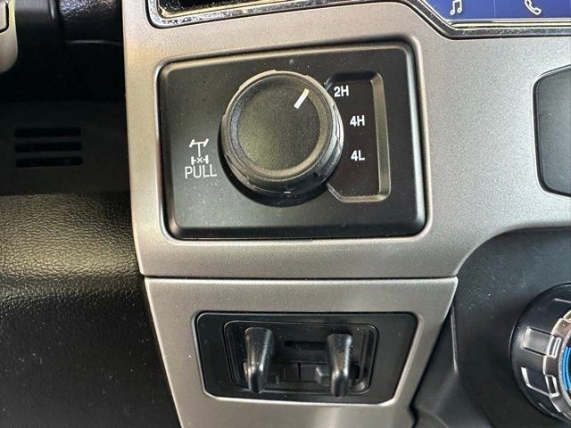 Certified 2022 Ford F250 Lariat w/ Black Appearance Package AWD/4WD image 23