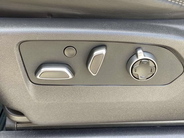 Used 2024 GMC Sierra 2500 Denali Ultimate AWD/4WD image 14