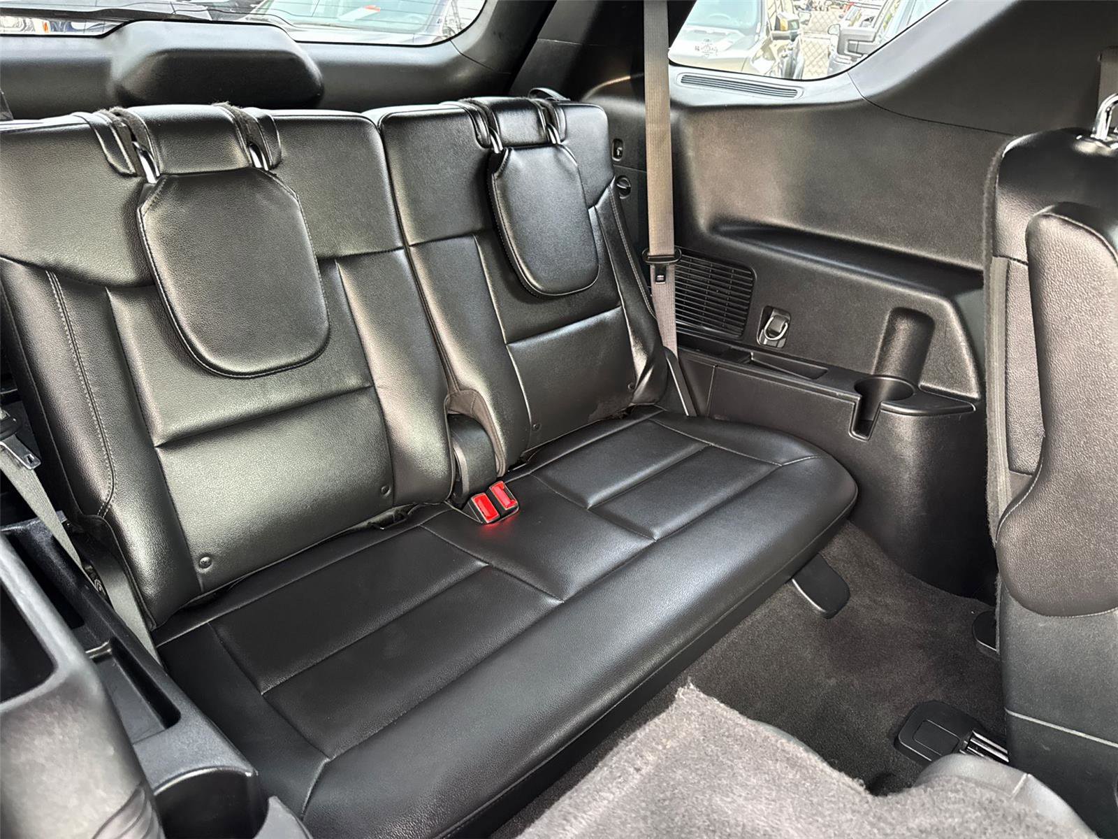 Certified 2020 Ford Explorer XLT w/ Equipment Group 202A image 19