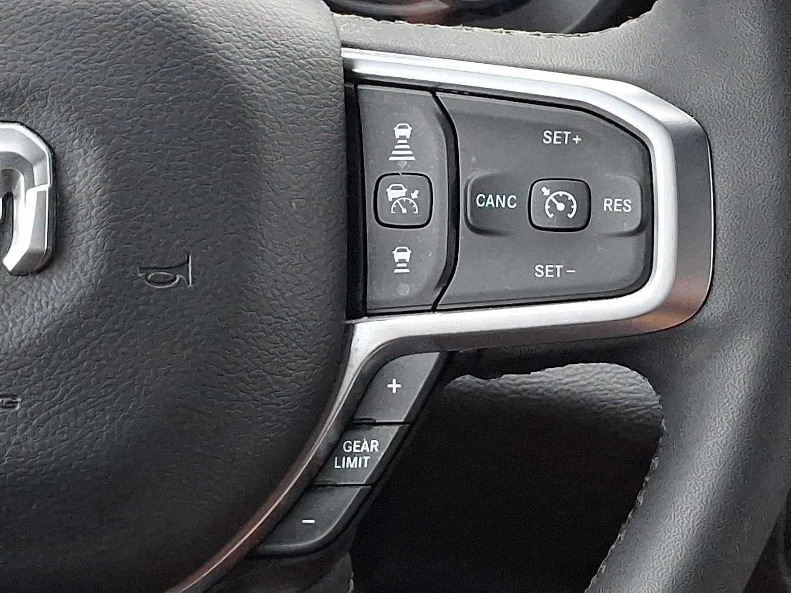 Used 2025 RAM 1500 Big Horn AWD/4WD image 21