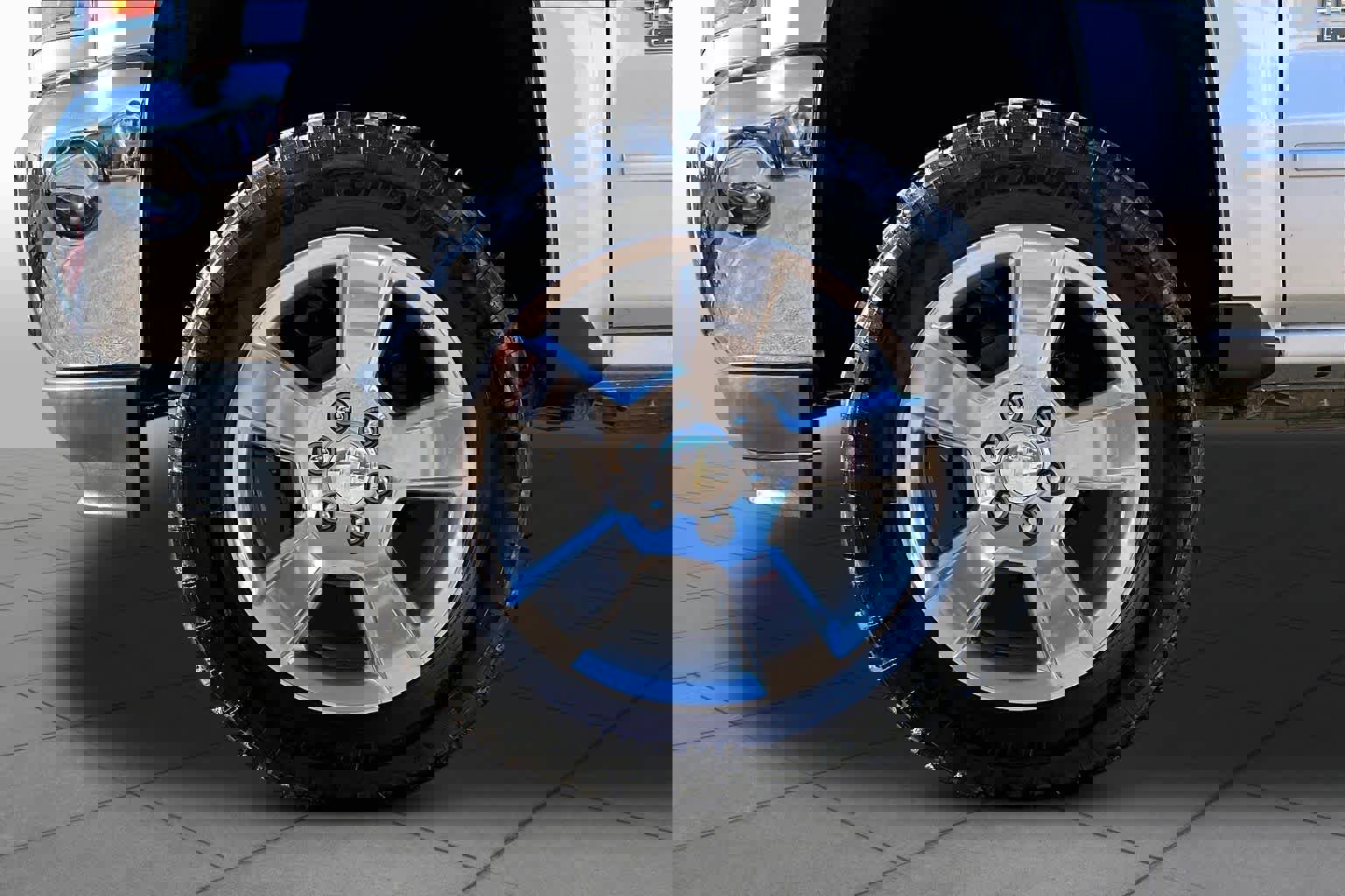 Used 2017 Chevrolet Silverado 1500 LT w/ Texas Edition AWD/4WD image 13