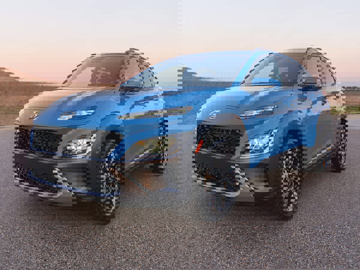 Used 2022 Hyundai Kona SEL image 1