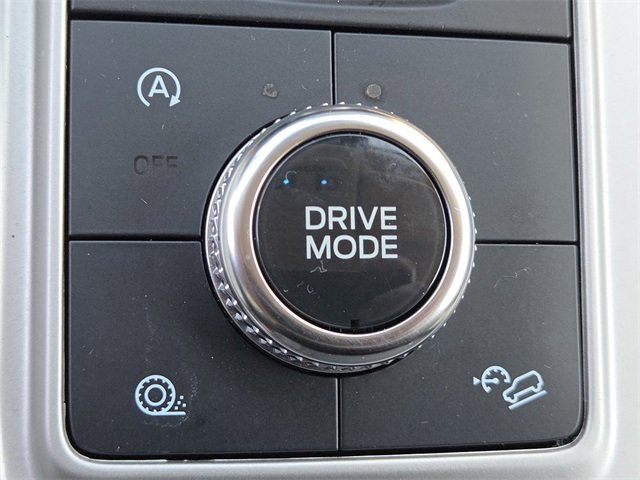 Certified 2022 Ford Explorer Platinum w/ Equipment Group 601A image 16