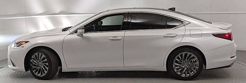 Used 2024 Lexus ES 350 Luxury w/ Accessory Package (Z1) image 2