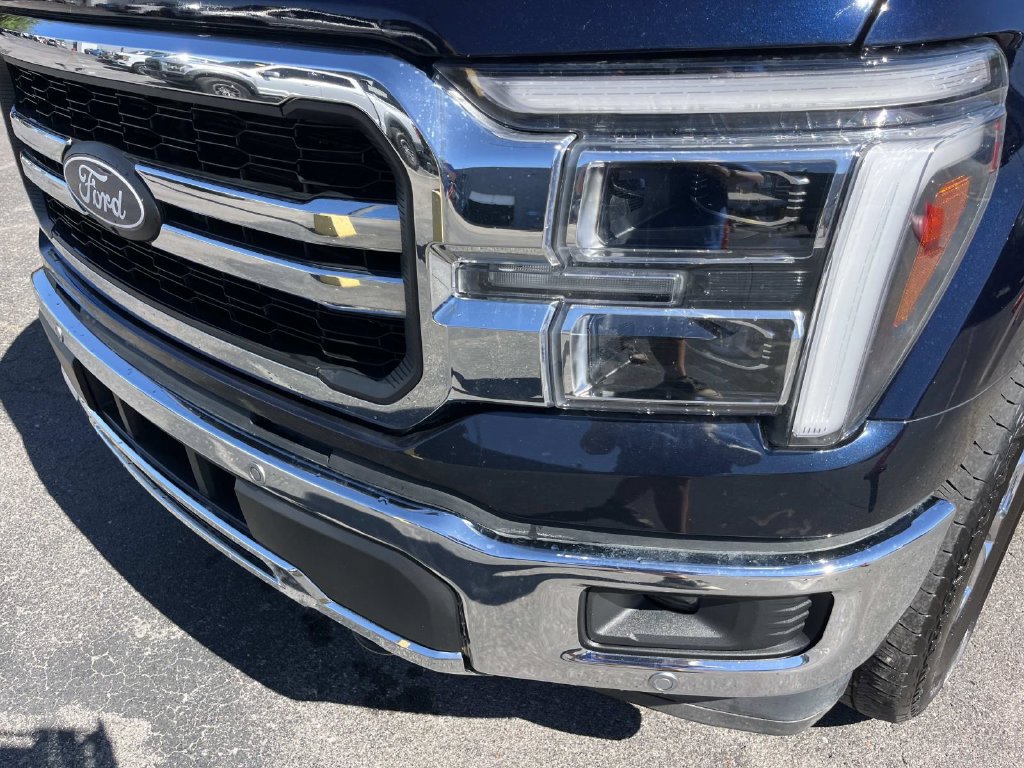 Certified 2025 Ford F150 Lariat w/ Equipment Group 502A High AWD/4WD image 11