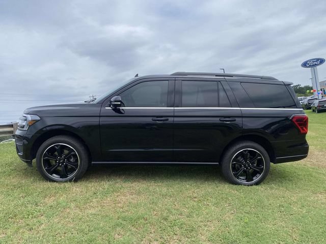 Certified 2024 Ford Expedition Limited AWD/4WD image 4