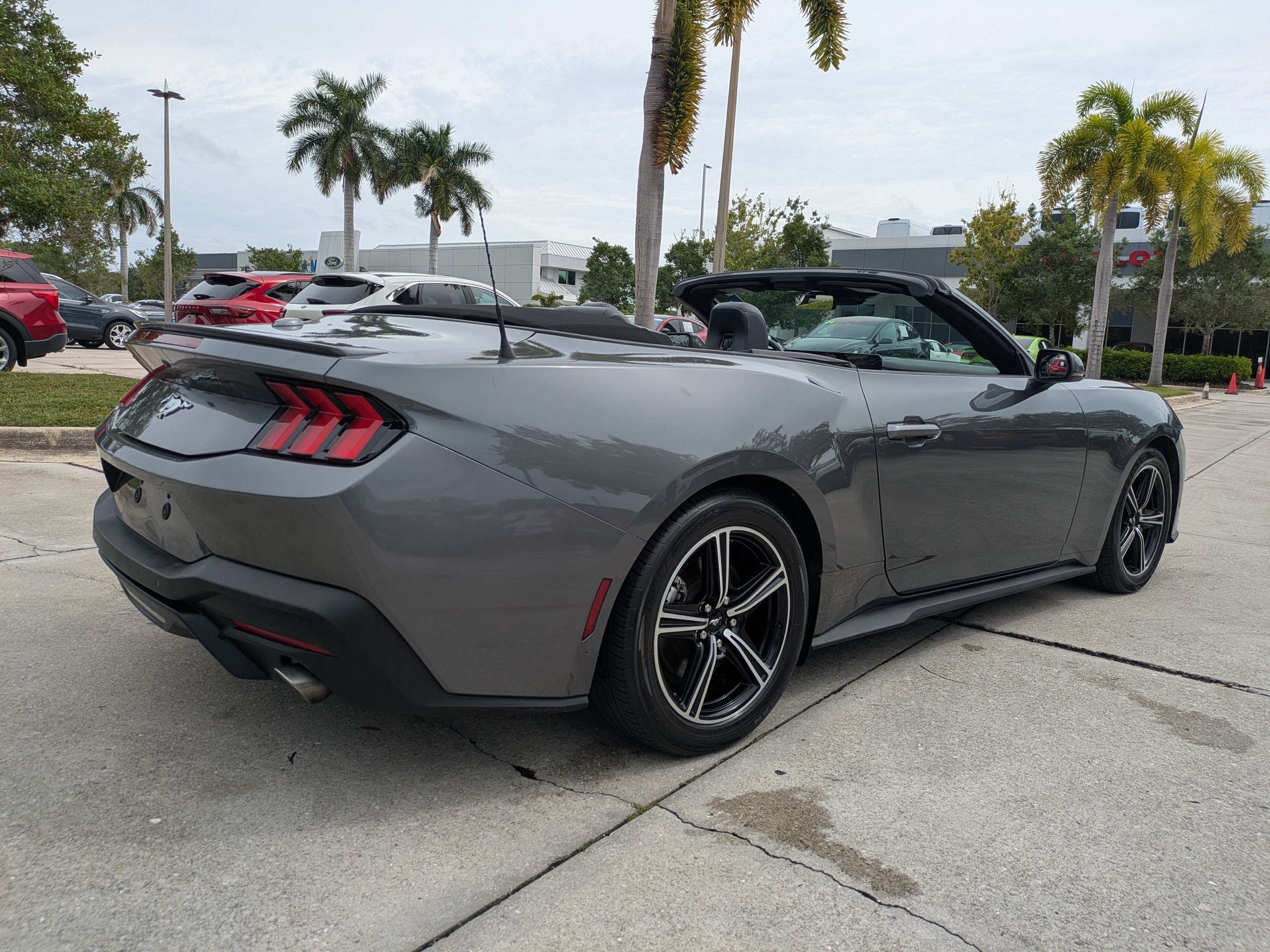 Certified 2024 Ford Mustang Premium RWD image 5