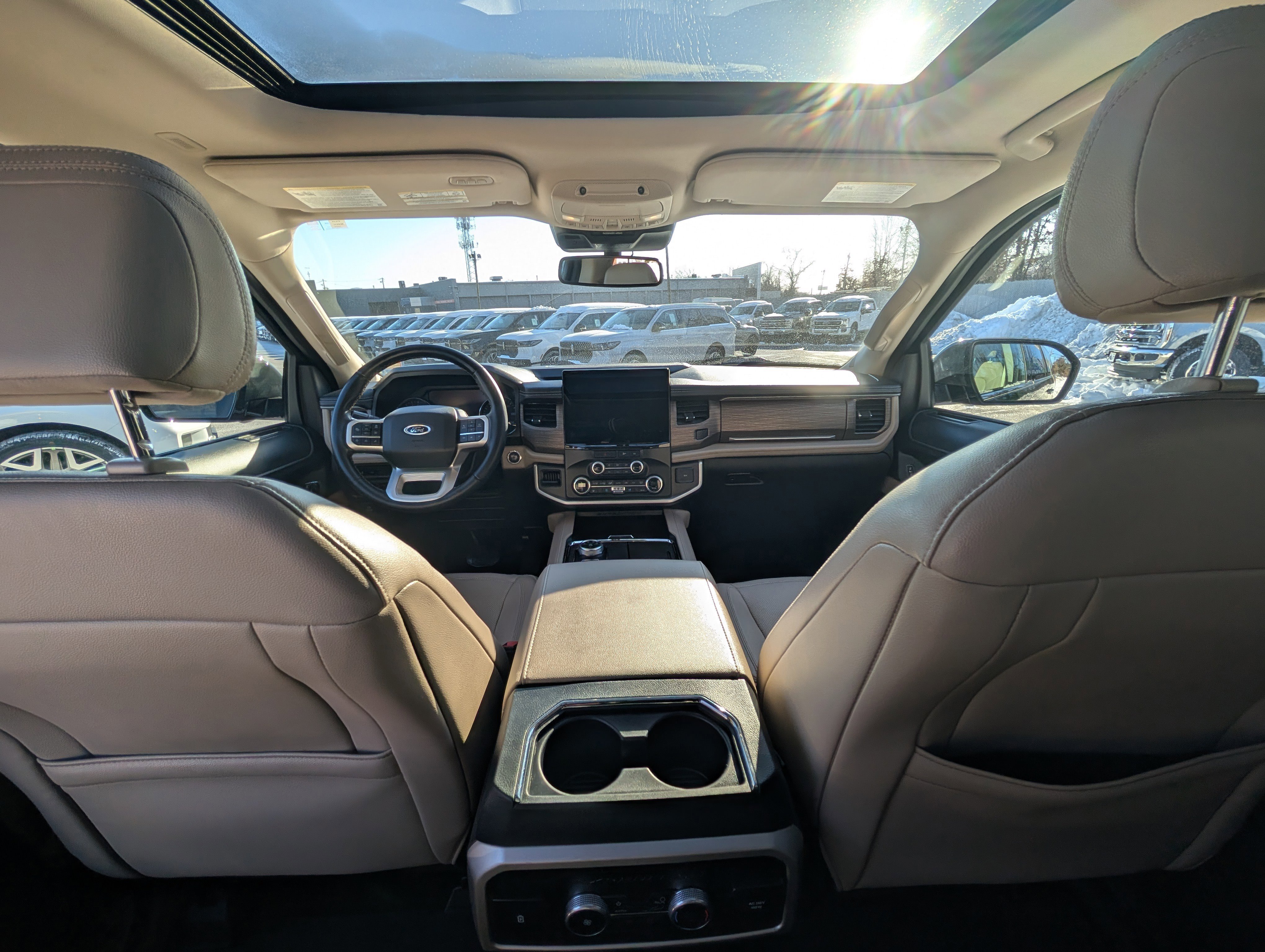 Certified 2022 Ford Expedition Limited image 21