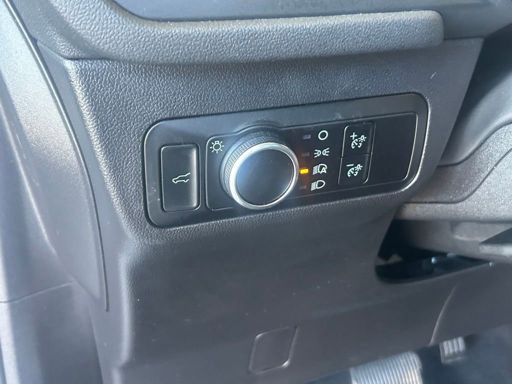 Certified 2025 Ford Escape ST-Line w/ Tech Pack #1 image 34