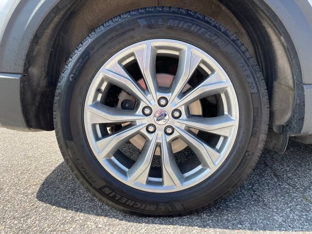 Certified 2020 Ford Explorer XLT w/ Equipment Group 202A AWD/4WD image 10