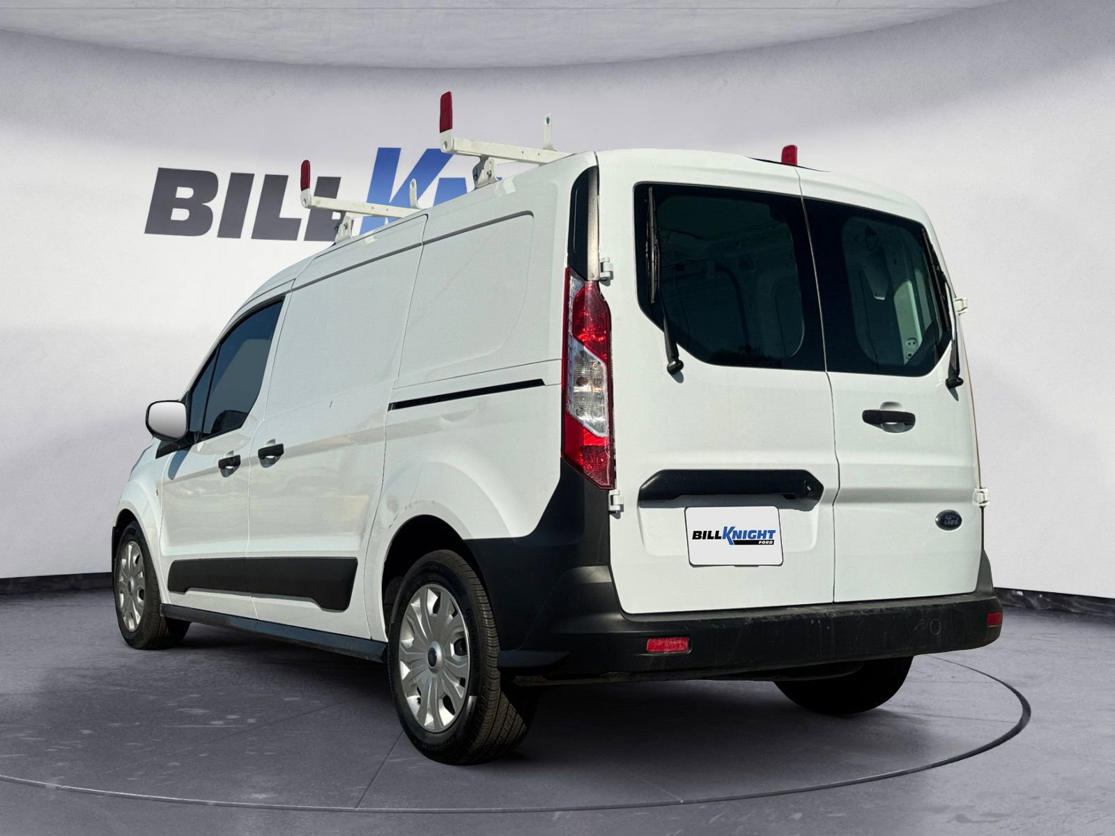 Certified 2022 Ford Transit Connect XL image 3