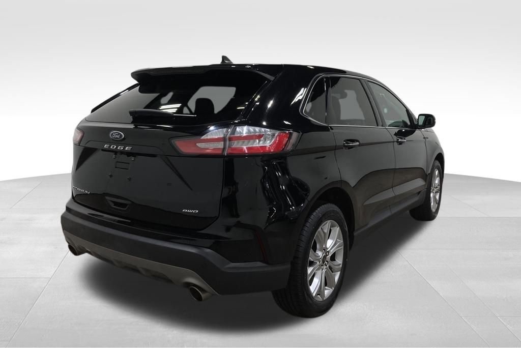 Certified 2023 Ford Edge Titanium image 4