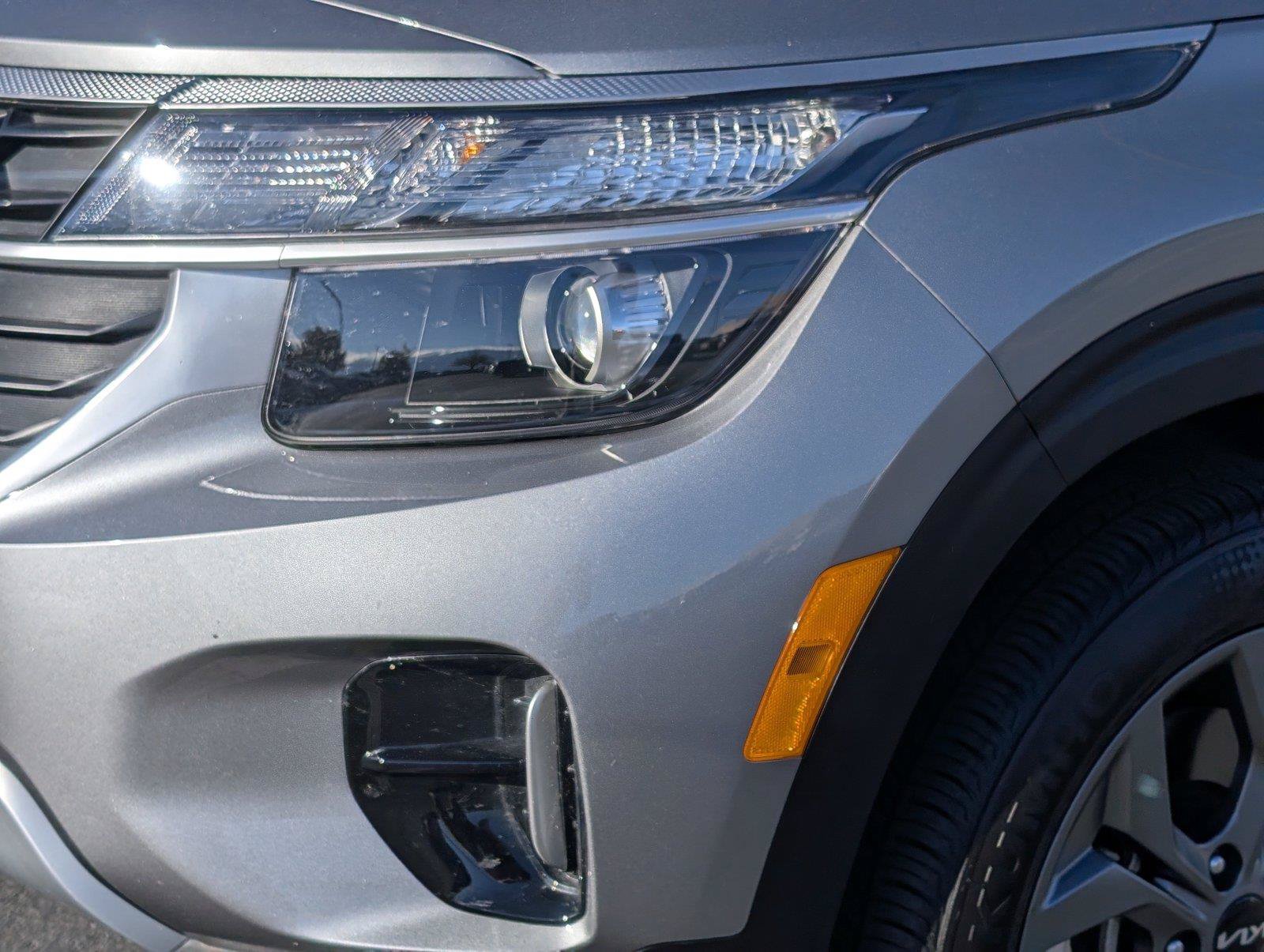 Used 2026 Kia Seltos LX AWD/4WD image 9