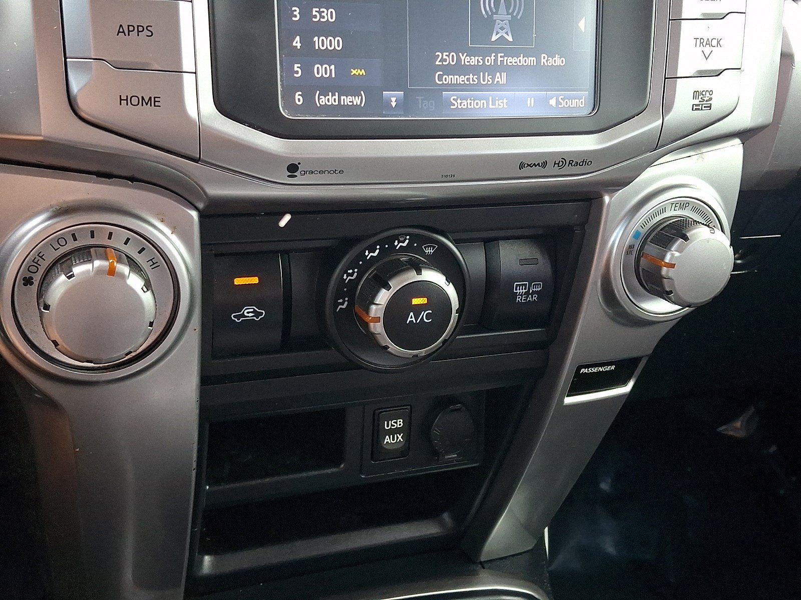 Used 2018 Toyota 4Runner SR5 RWD image 14