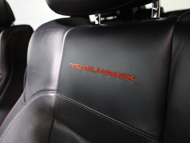 Used 2021 Jeep Grand Cherokee Trailhawk w/ Trailhawk Luxury Group image 24