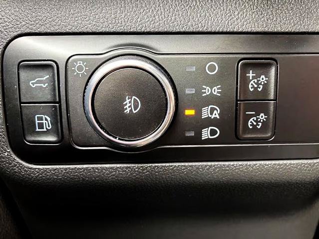 Certified 2025 Ford Escape SE FWD image 32