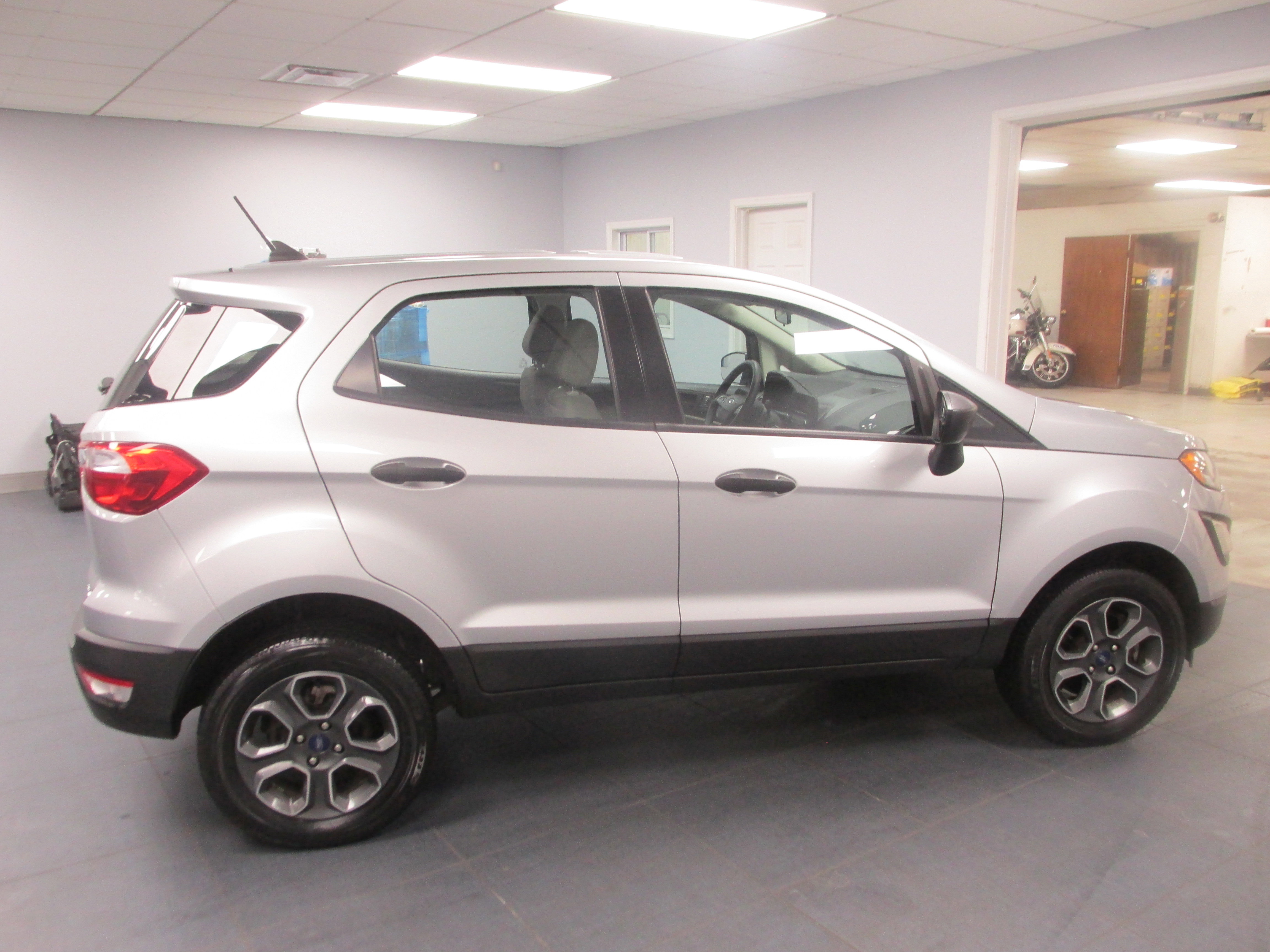 Certified 2020 Ford EcoSport S image 2