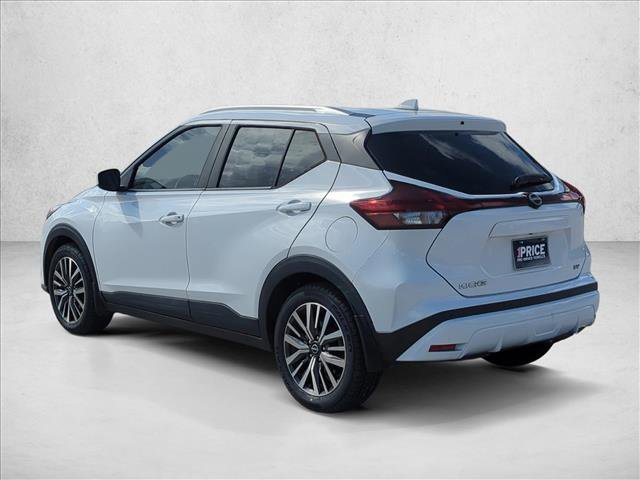 Used 2022 Nissan Kicks SV image 7