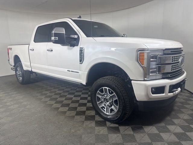 Certified 2019 Ford F350 Platinum w/ Platinum Ultimate Package AWD/4WD image 7