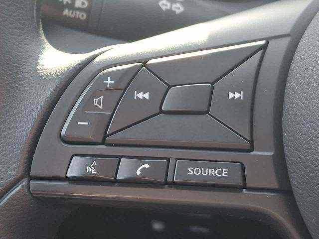 Used 2025 Nissan Versa S FWD image 23
