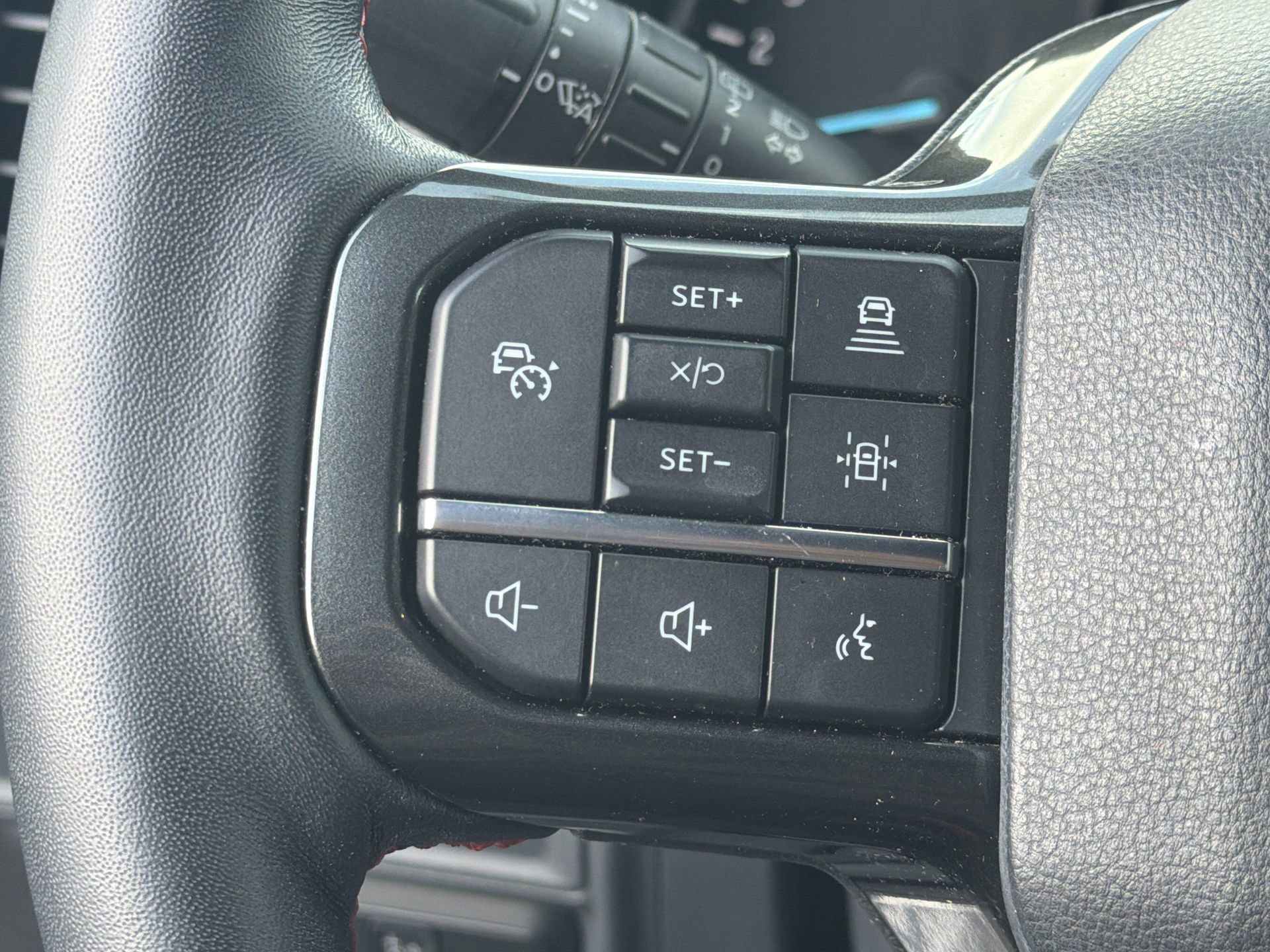 Certified 2022 Ford Expedition Max Limited image 25