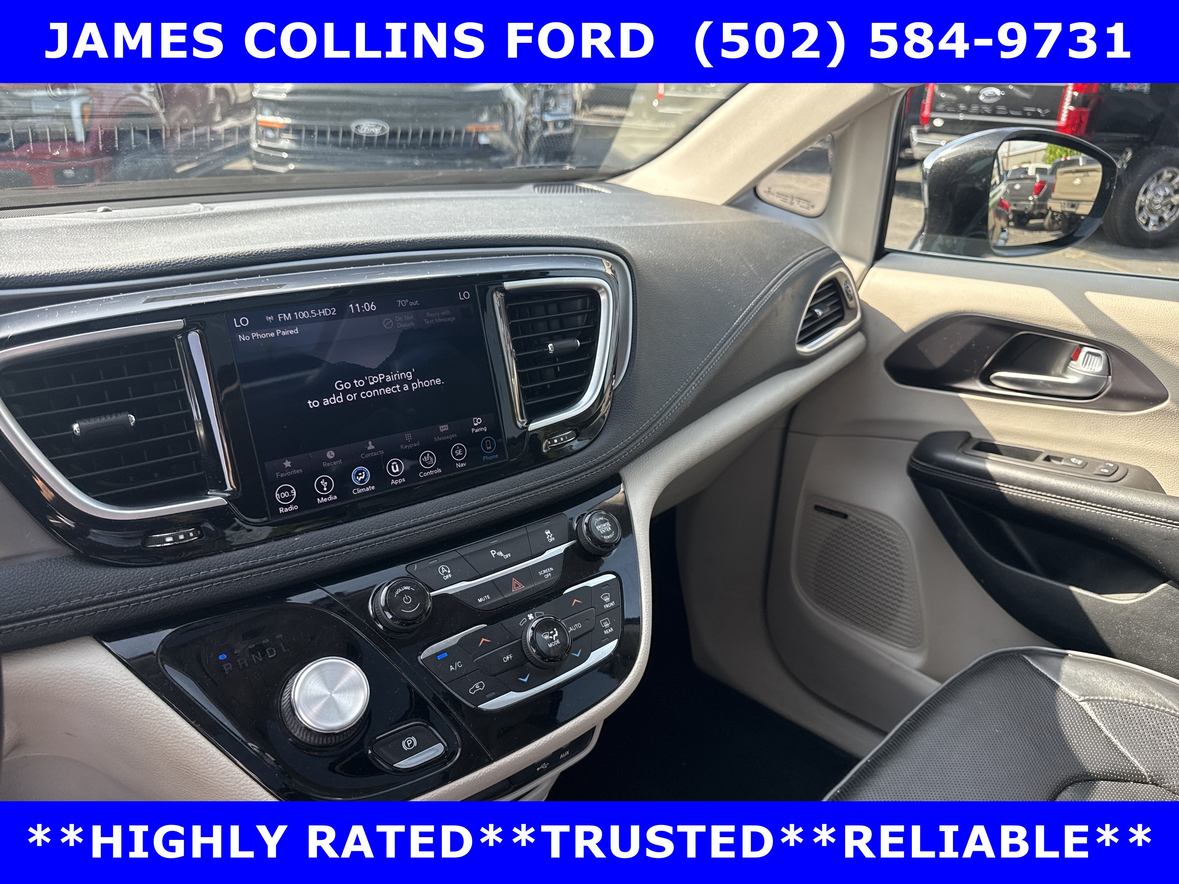 Used 2018 Chrysler Pacifica Limited FWD image 32