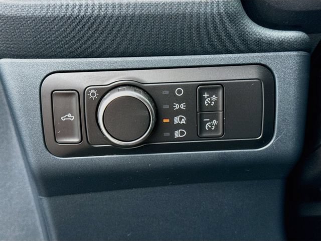 Certified 2022 Ford Maverick XL FWD image 16