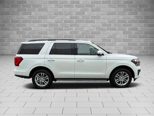 Certified 2023 Ford Expedition XLT AWD/4WD image 2