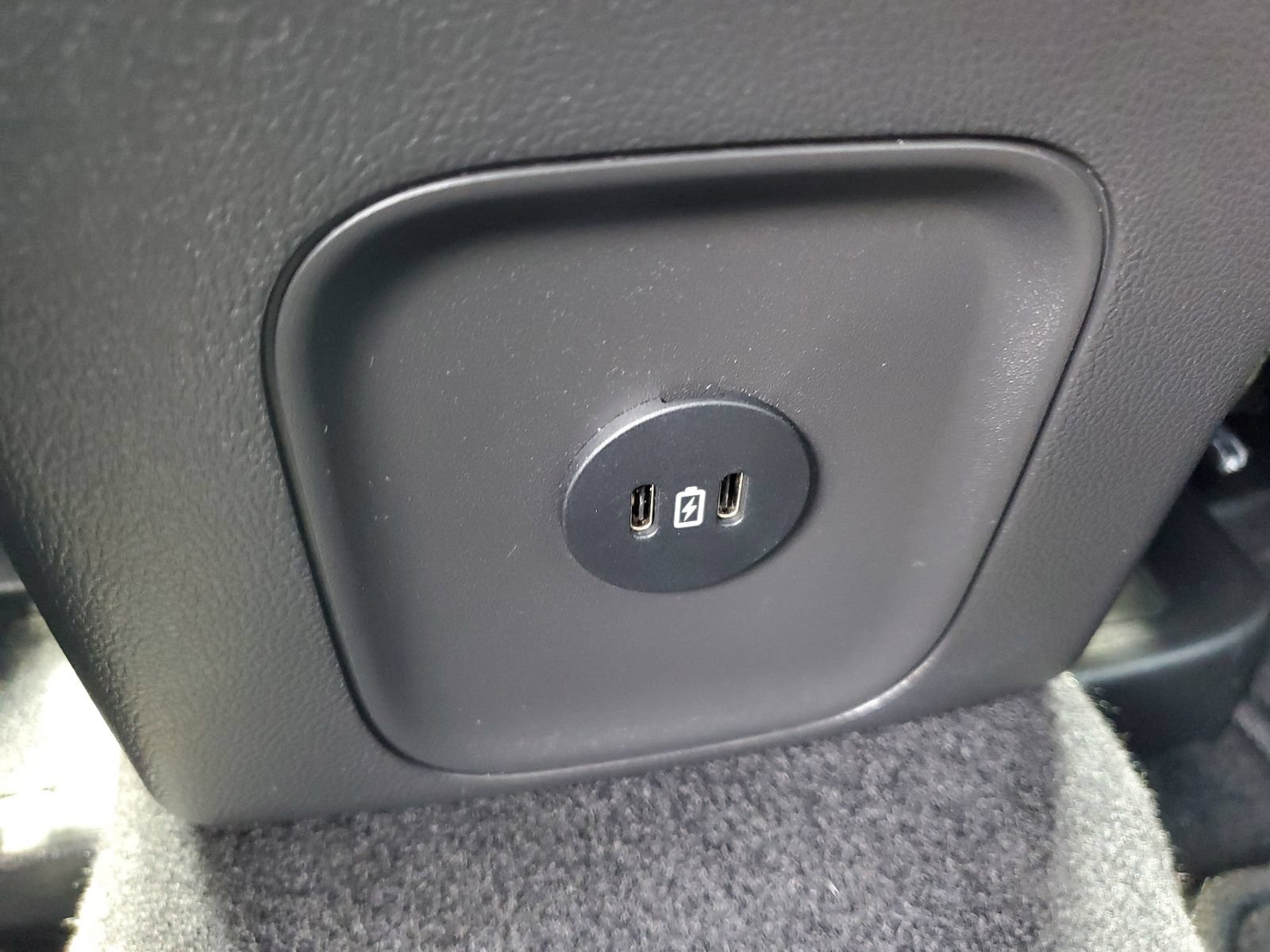 Certified 2025 Ford Escape ST-Line Select AWD/4WD image 13