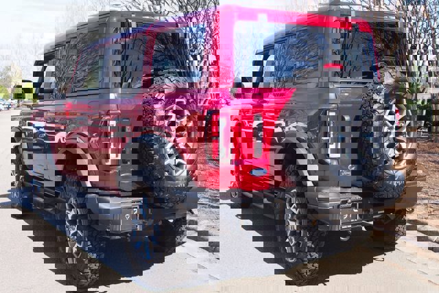 Certified 2025 Ford Bronco Badlands image 3