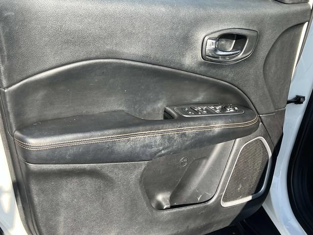 Used 2019 Jeep Compass Limited AWD/4WD image 14